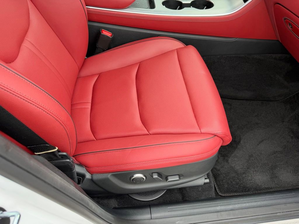 Used 2026 Genesis GV70 3.5T Sport Advanced image 29