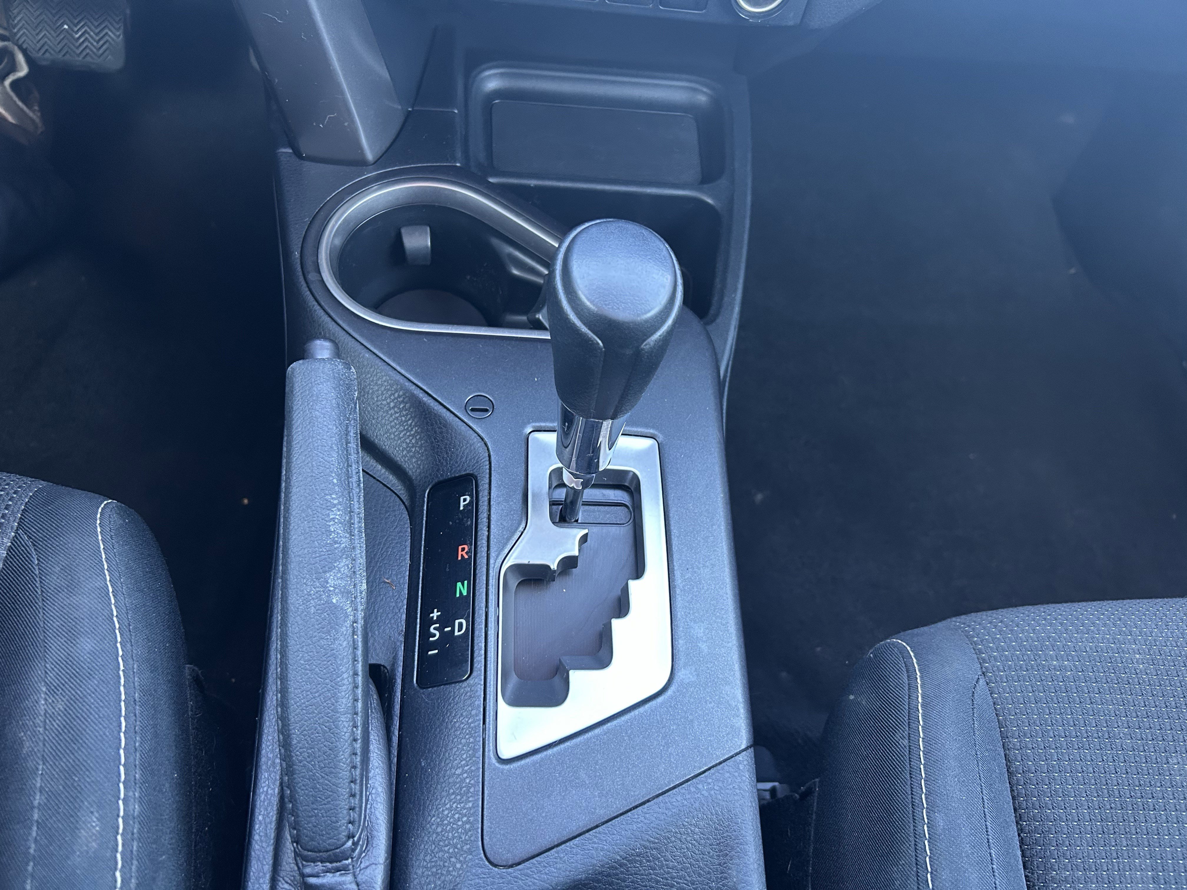 Used 2016 Toyota RAV4 XLE image 19