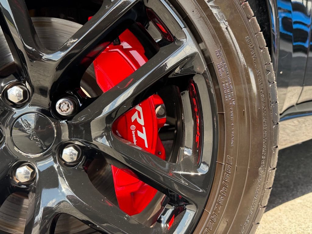 Used 2022 Dodge Durango SRT w/ Technology Group AWD/4WD image 10