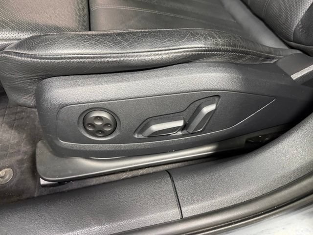 Used 2018 Audi A4 2.0T Prestige w/ Prestige Package AWD/4WD image 26