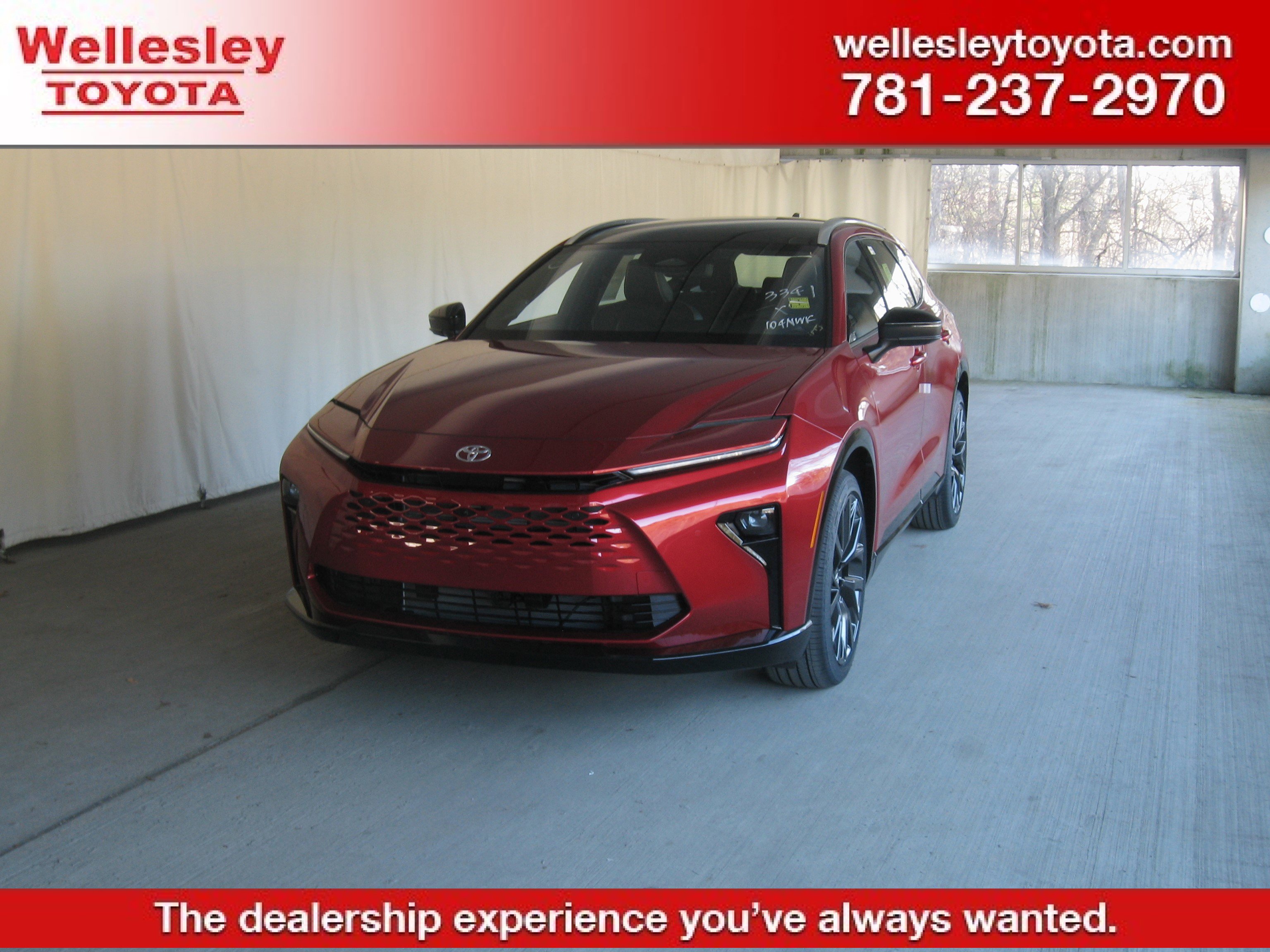 New 2025 Toyota Crown Signia image 1