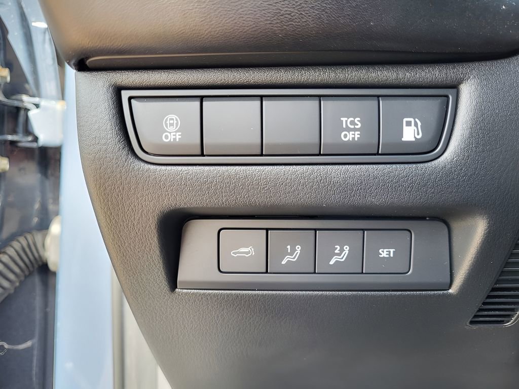 Used 2025 MAZDA CX-50 AWD 2.5 Hybrid w/ Cargo Package image 24