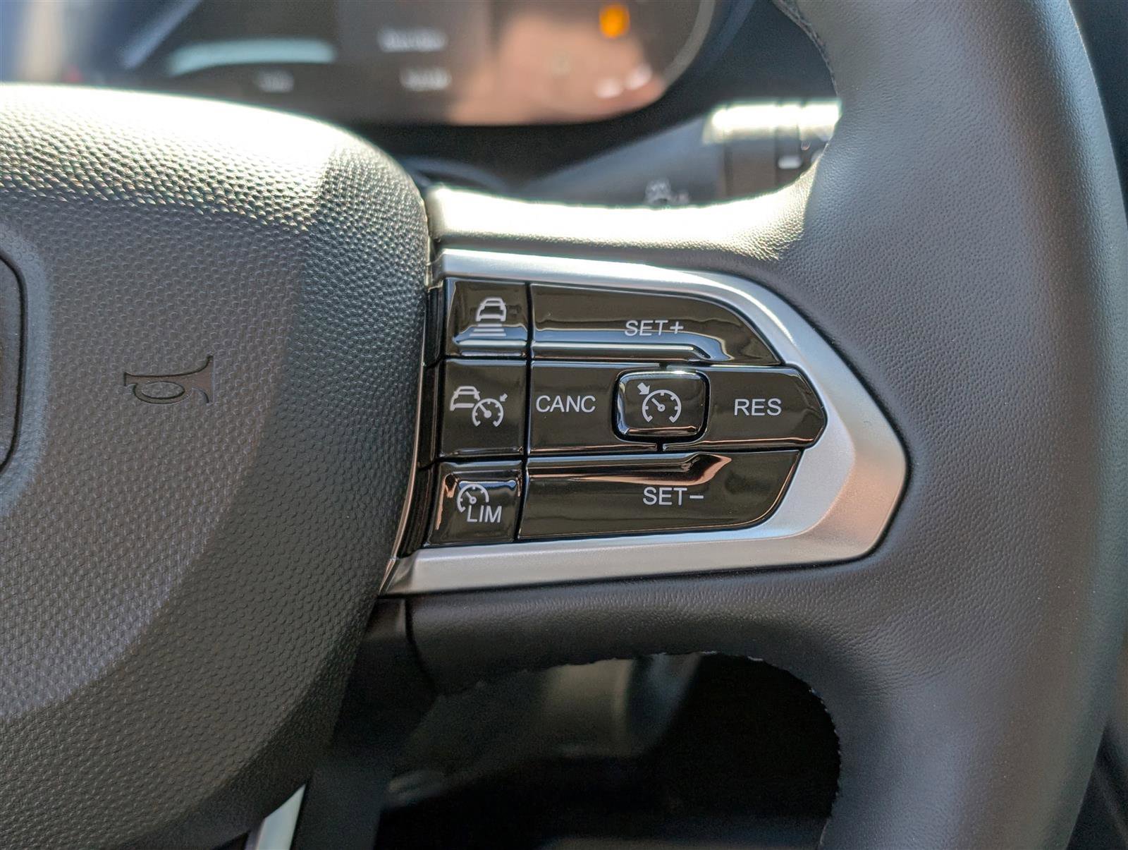 New 2025 RAM ProMaster 1500 w/ Premium Convenience Group FWD image 19