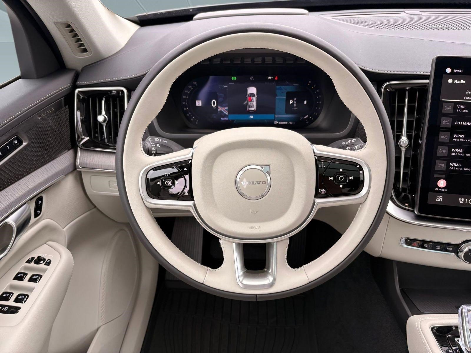New 2026 Volvo XC90 B6 Ultra w/ Protection Package image 24