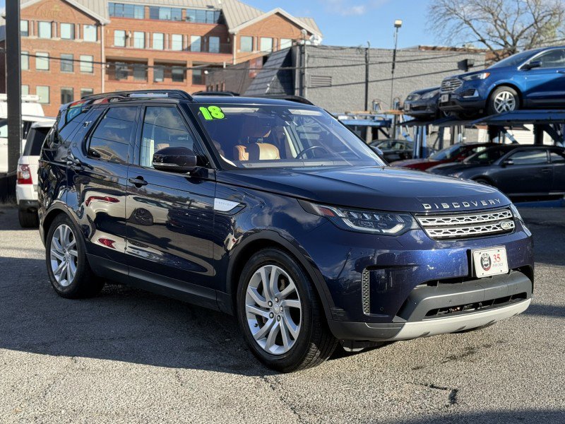 Used 2018 Land Rover Discovery HSE image 3