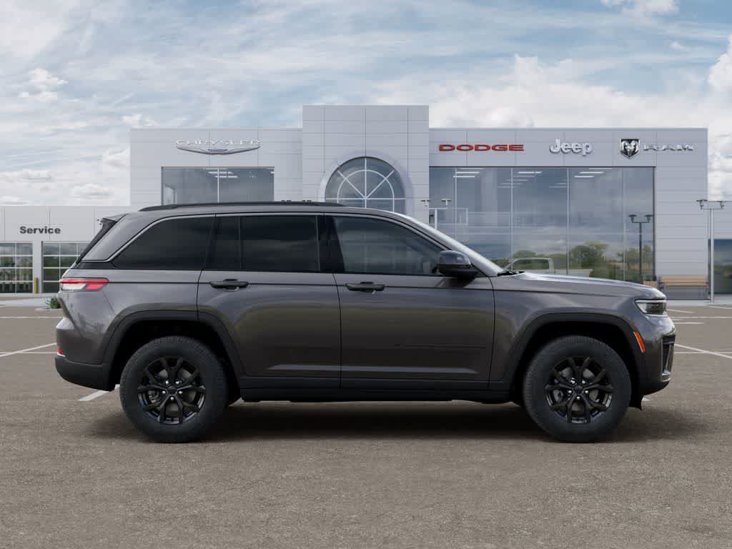 New 2026 Jeep Grand Cherokee Altitude AWD/4WD image 21