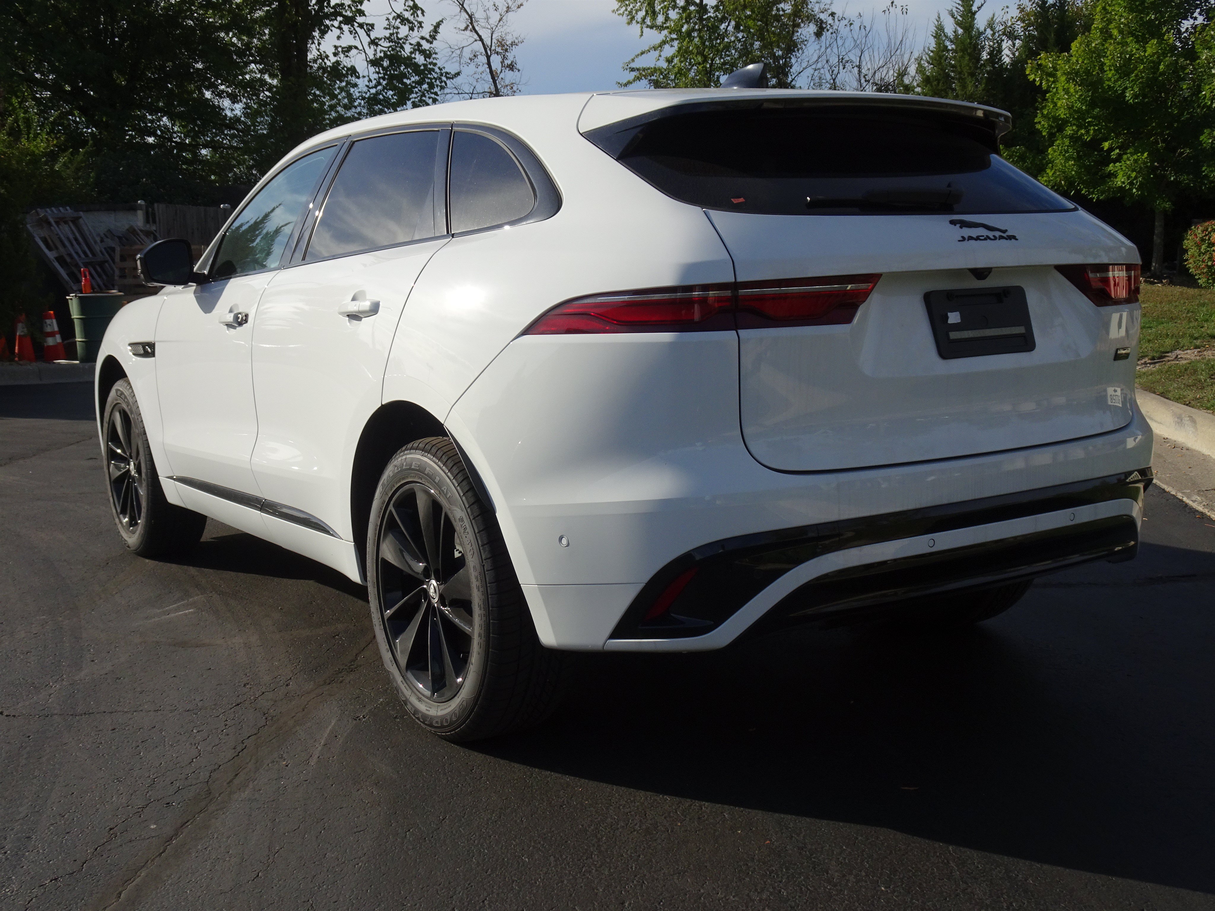 New 2026 Jaguar F-PACE R-Dynamic S AWD/4WD image 9