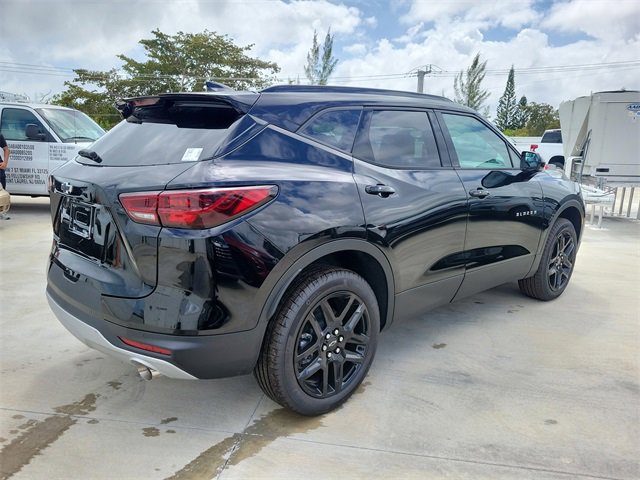 New 2026 Chevrolet Blazer LT w/ Convenience Package image 3