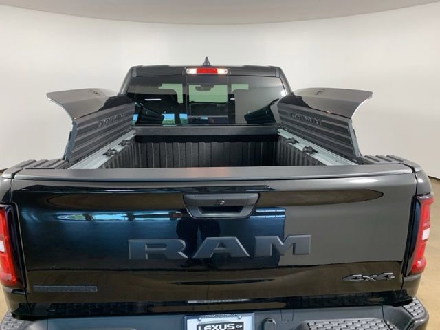 Used 2025 RAM 1500 Big Horn AWD/4WD image 13