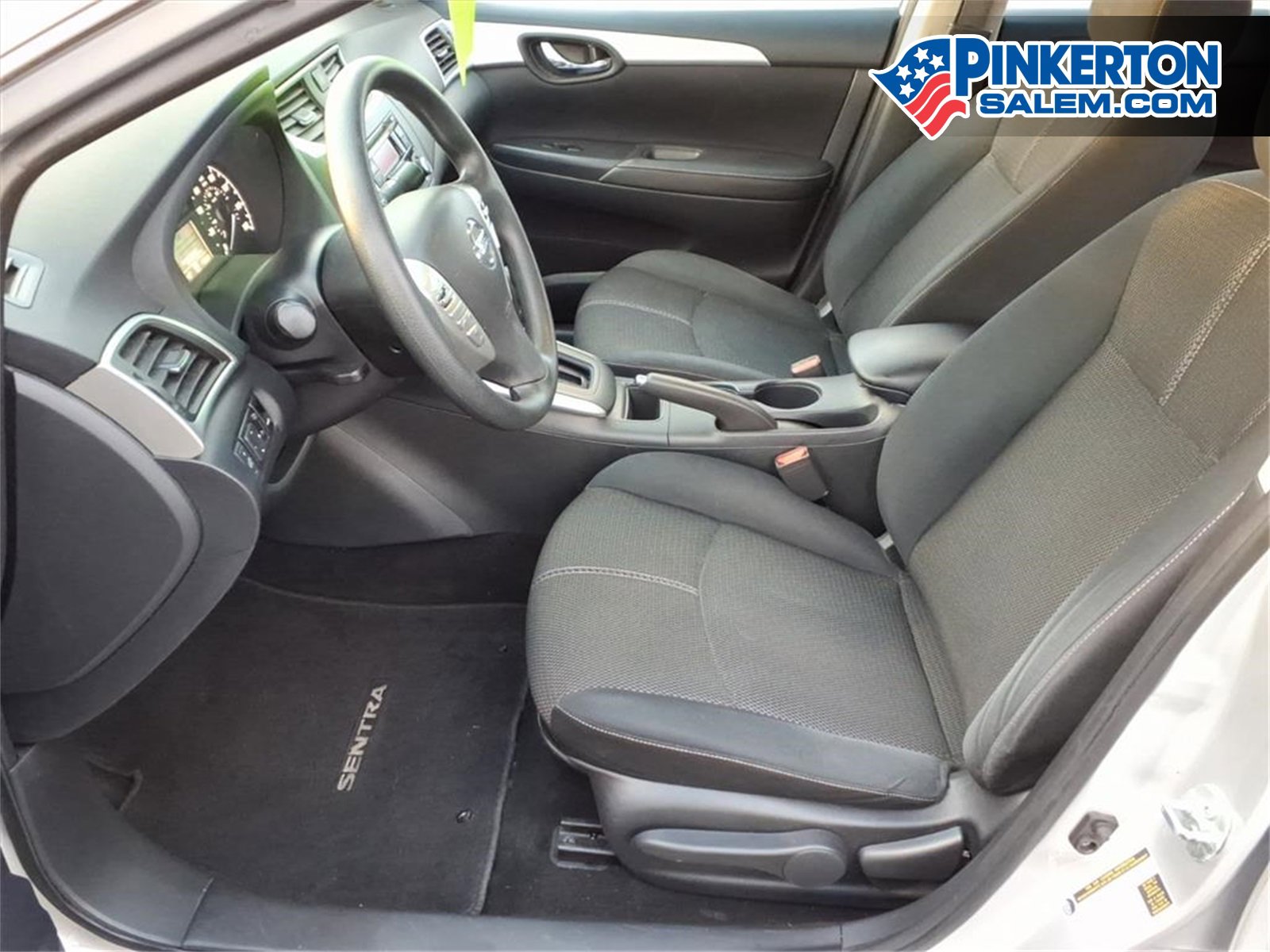 Used 2016 Nissan Sentra S image 11