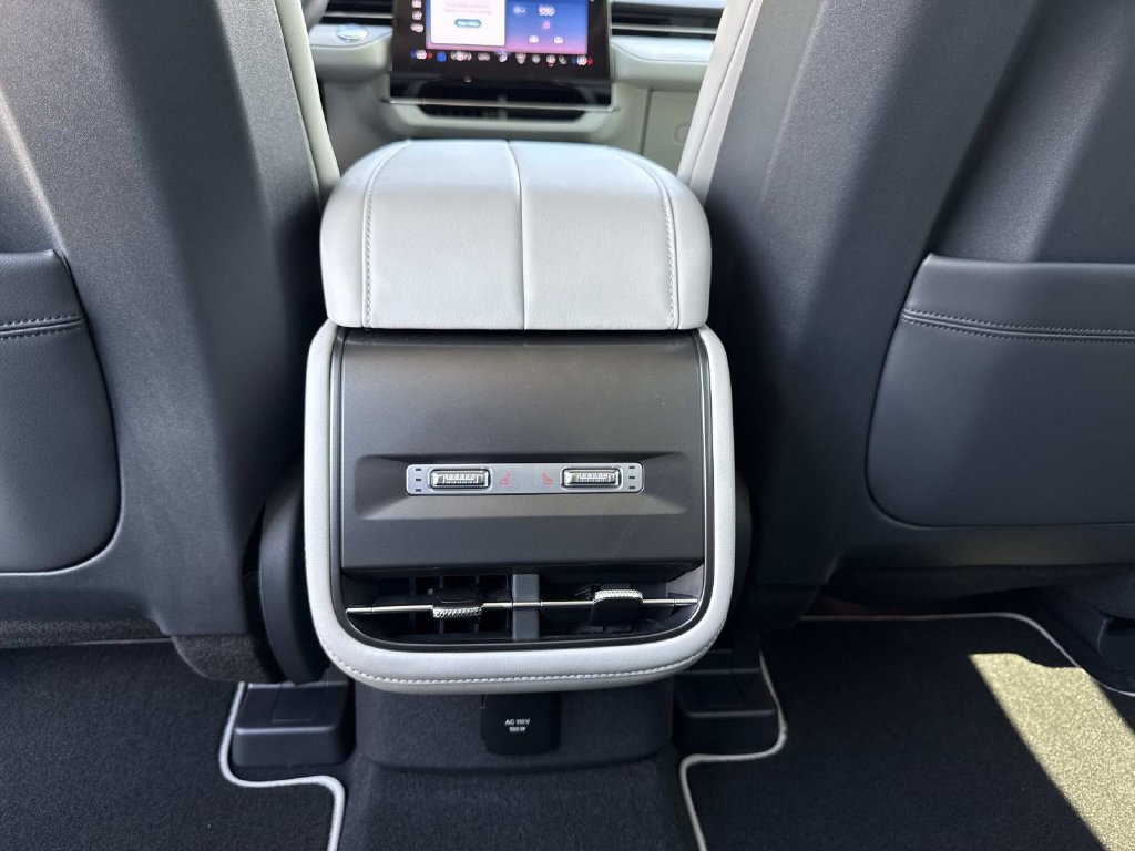 New 2026 Lincoln Nautilus Premier w/ Equipment Group 102A AWD/4WD image 16