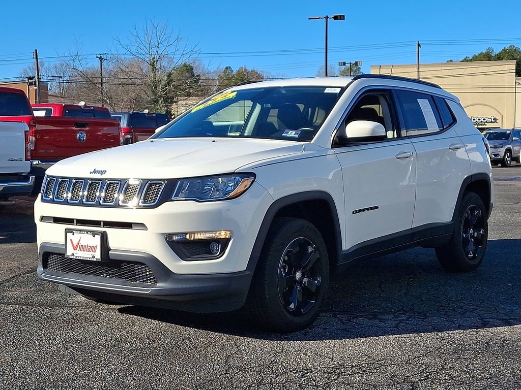 Used 2019 Jeep Compass Latitude w/ Cold Weather Group image 3