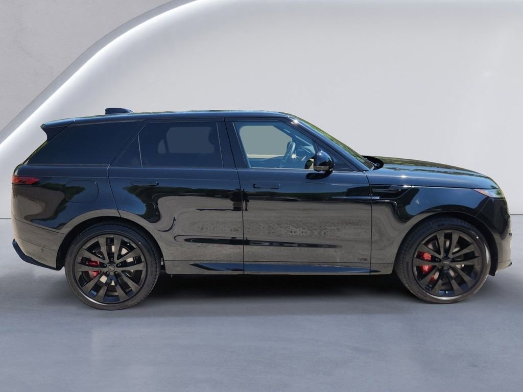 New 2026 Land Rover Range Rover Sport Dynamic SE AWD/4WD image 6