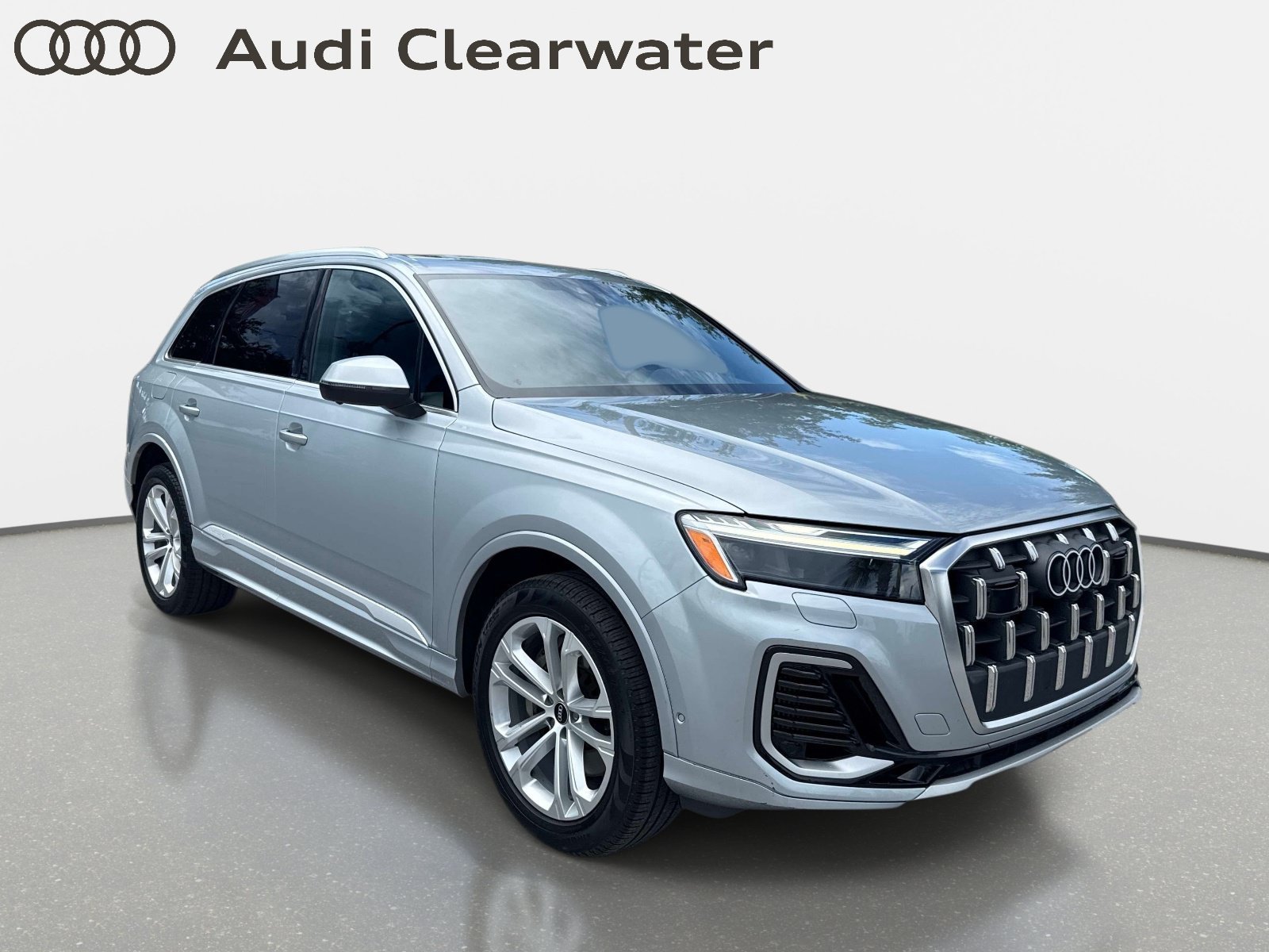 Certified 2025 Audi Q7 3.0T Premium Plus AWD/4WD image 6