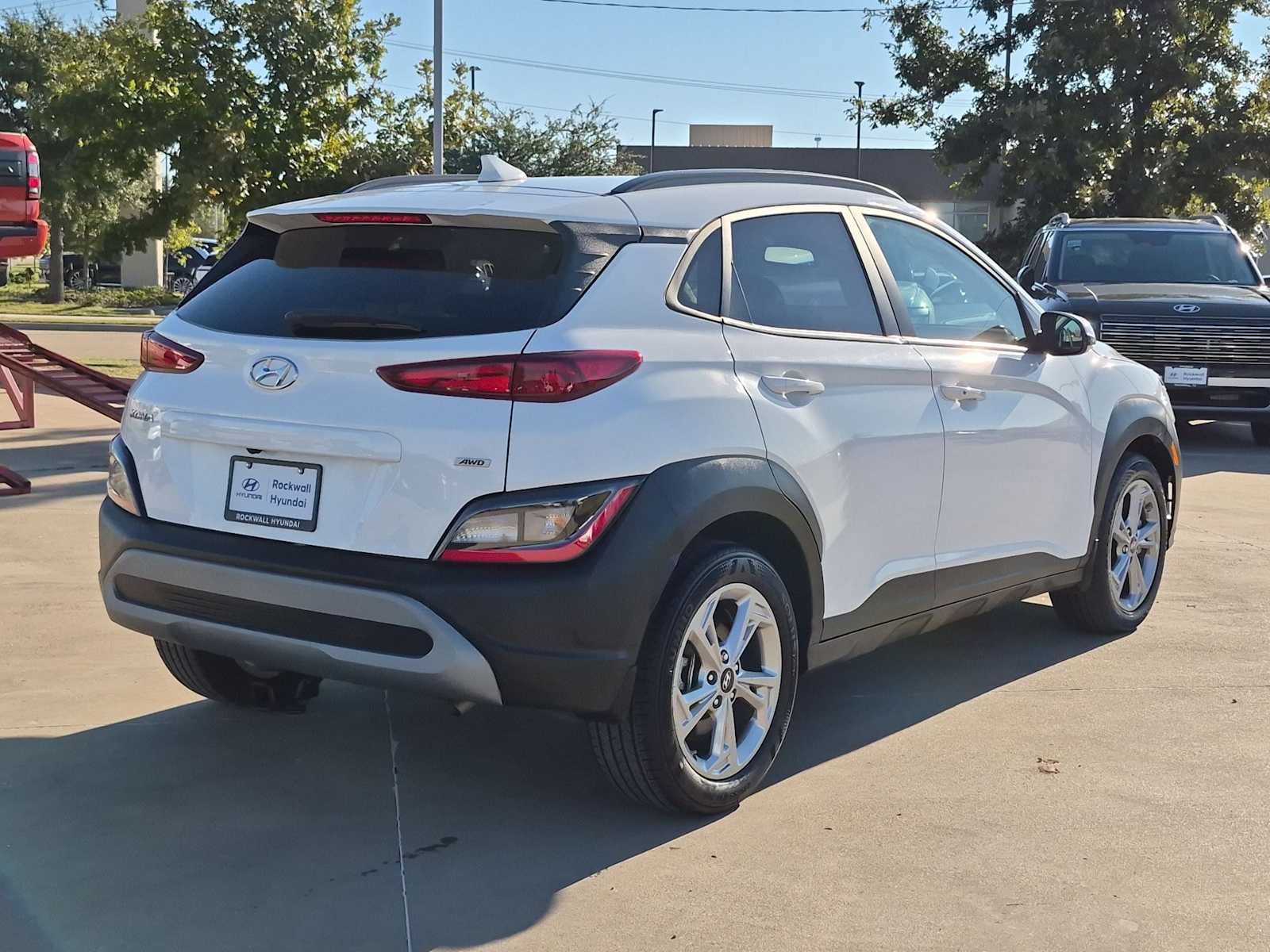 Used 2023 Hyundai Kona SEL AWD/4WD image 14