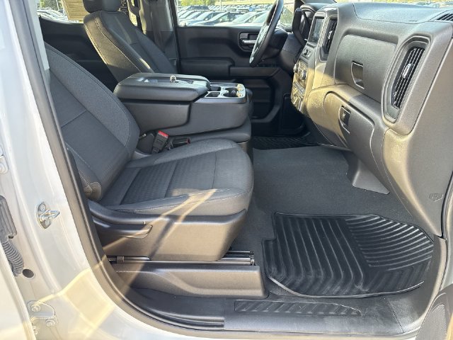 Used 2024 Chevrolet Silverado 1500 Custom Trail Boss w/ LPO, Dark Essentials Package AWD/4WD image 15