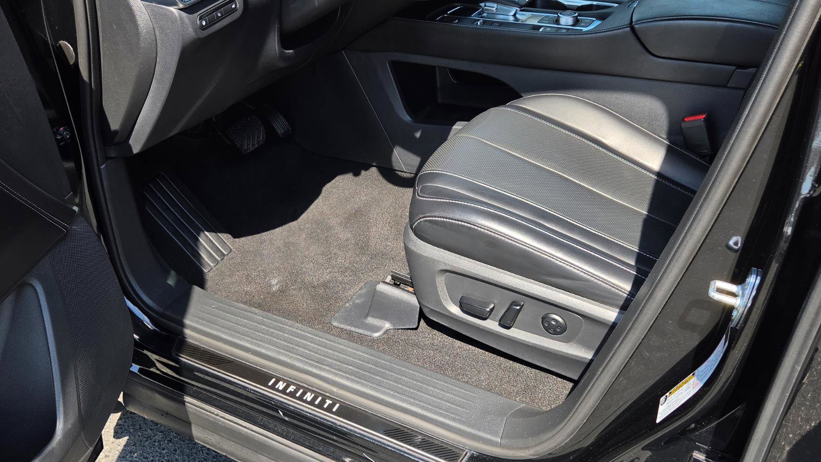 Used 2023 INFINITI QX60 Luxe w/ Vision Package image 20