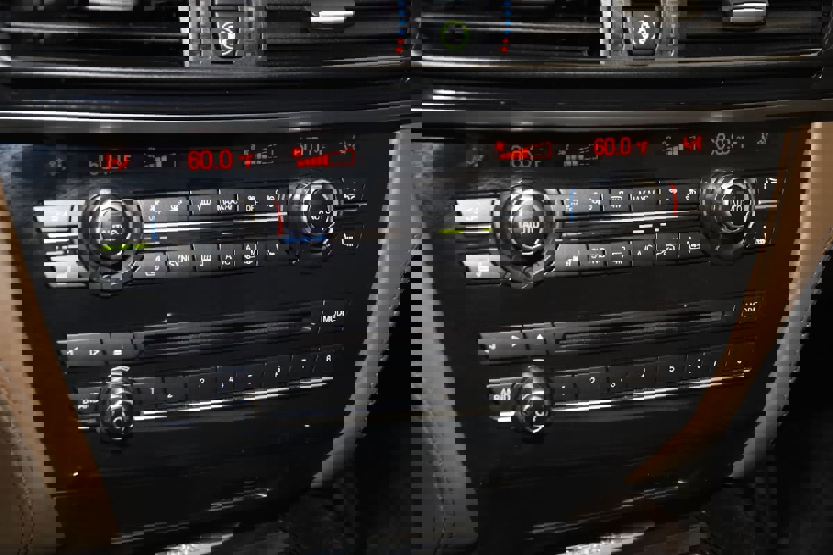 Used 2017 BMW X5 xDrive40e image 35