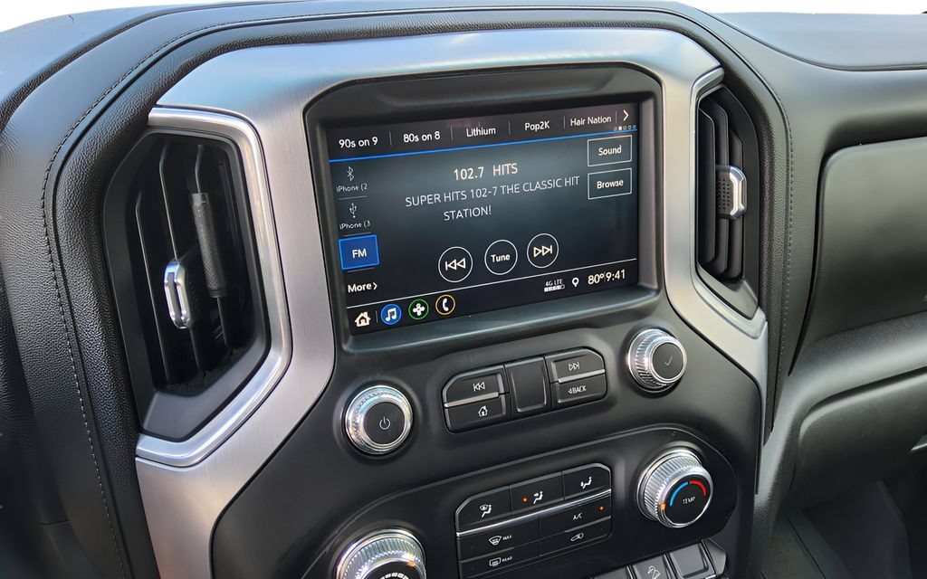 Used 2022 GMC Sierra 2500 SLE w/ X31 Off-Road Package AWD/4WD image 11