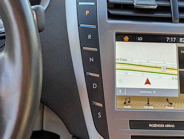 Used 2019 Lincoln MKZ Reserve w/ Luxury Package FWD image 16