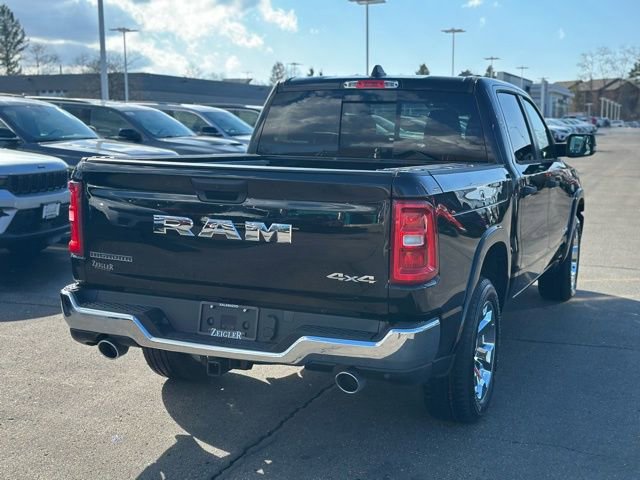 New 2026 RAM 1500 4x4 Crew Cab image 8