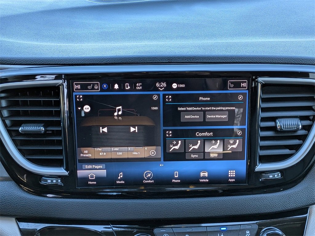 Used 2024 Chrysler Pacifica Touring-L image 18