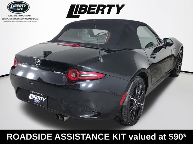 Used 2024 MAZDA MX-5 Miata Grand Touring RWD image 3