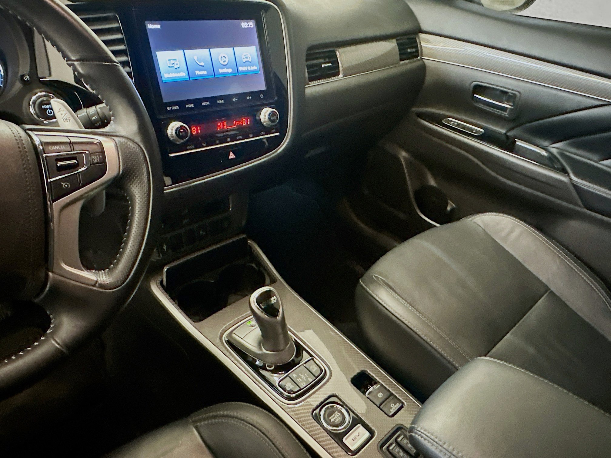 Used 2020 Mitsubishi Outlander SEL image 25