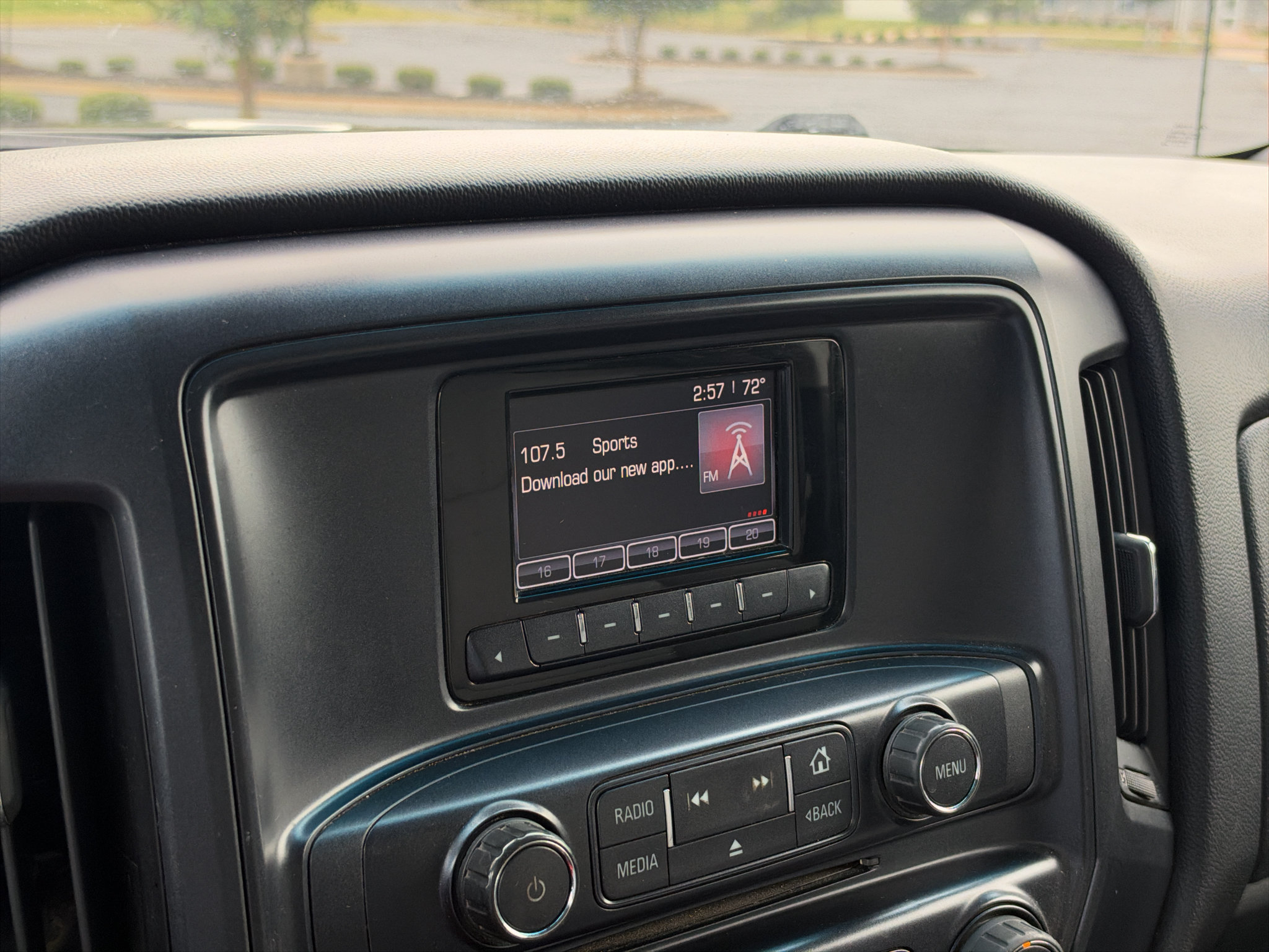 Used 2015 GMC Sierra 1500 4x4 Crew Cab image 21