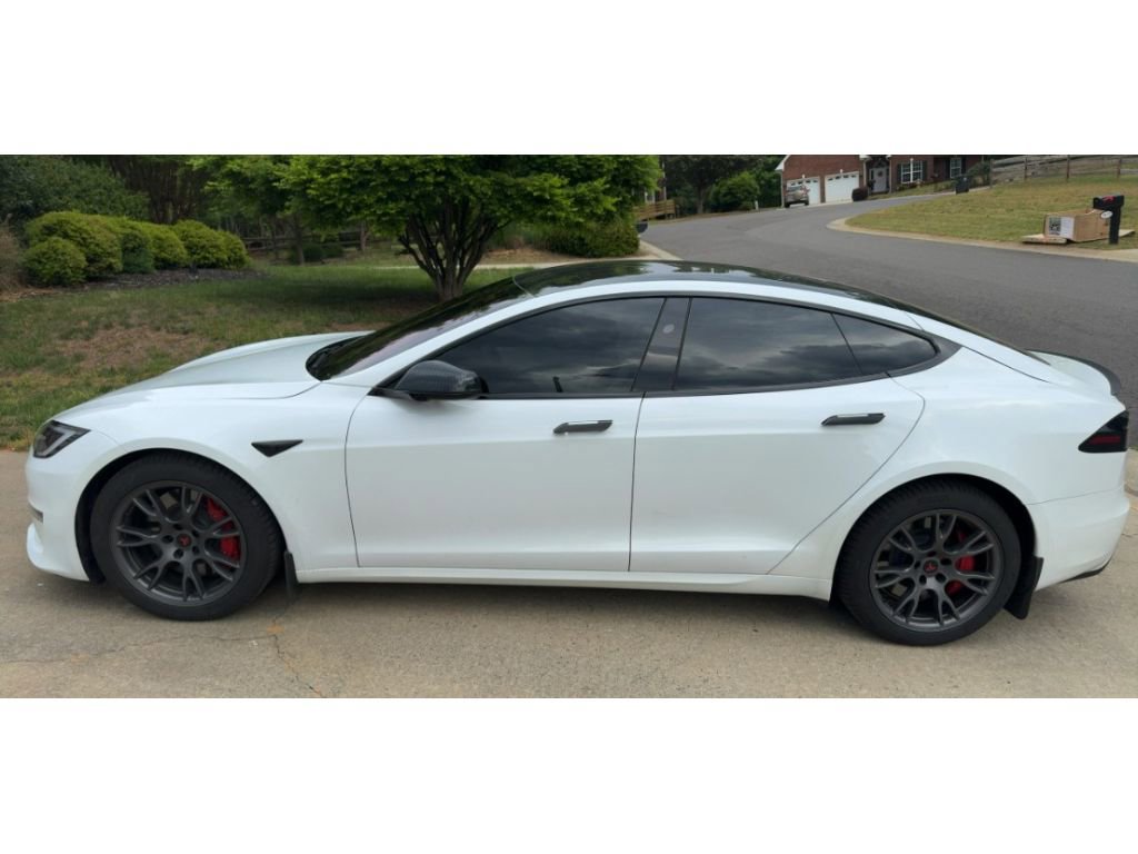 Used 2024 Tesla Model S Plaid AWD/4WD image 2