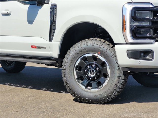 New 2026 Ford F350 Platinum w/ Tremor Off-Road Package image 2