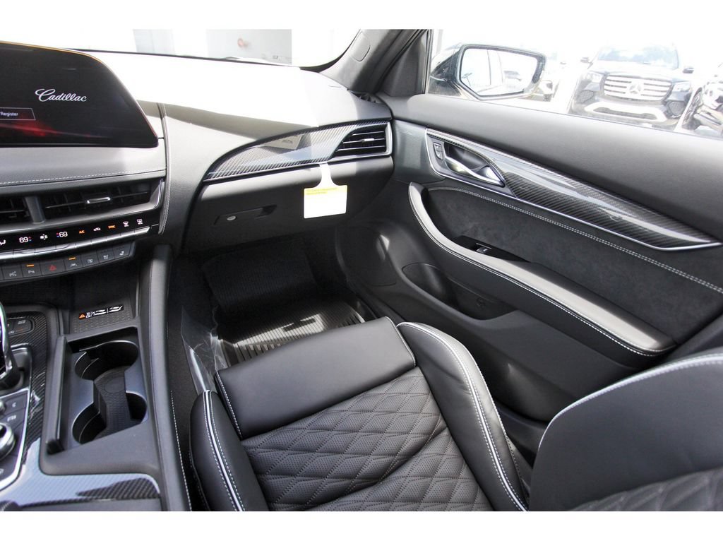 New 2026 Cadillac CT5 V w/ Technology Package RWD image 10