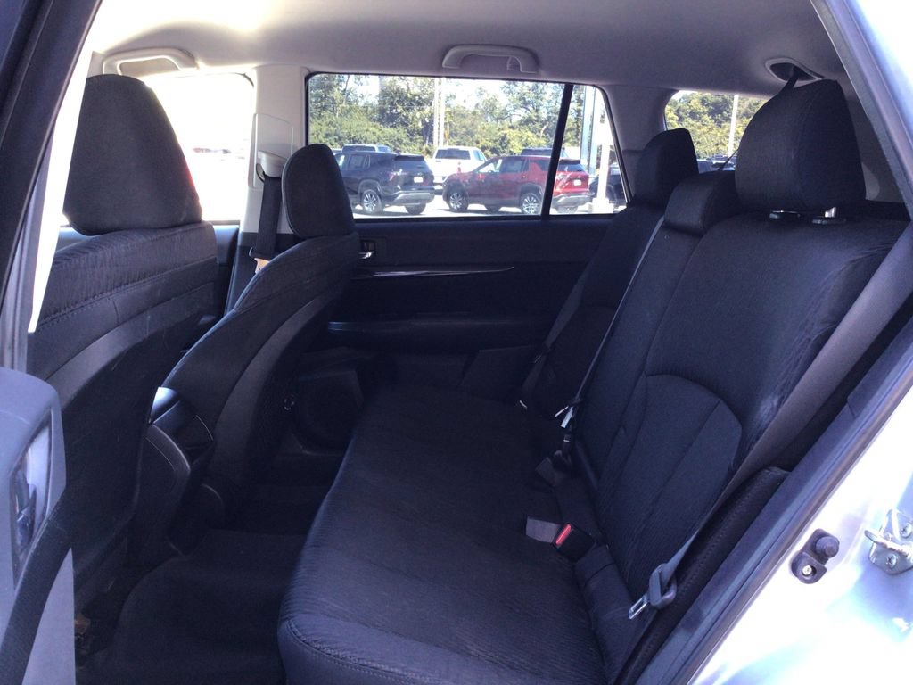 Used 2012 Subaru Outback 2.5i AWD/4WD image 32