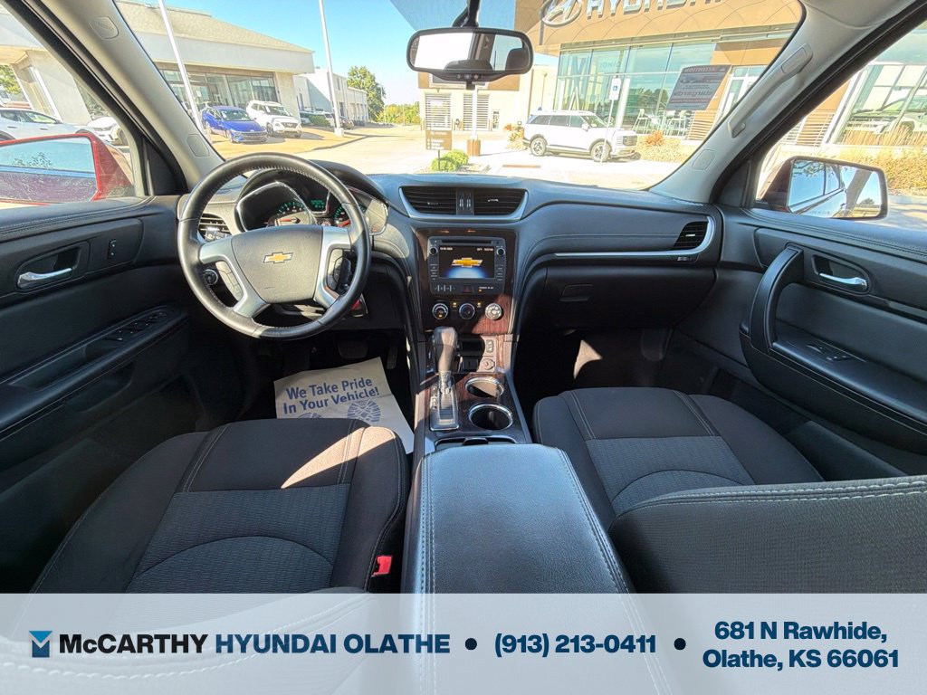 Used 2016 Chevrolet Traverse LT AWD/4WD image 3