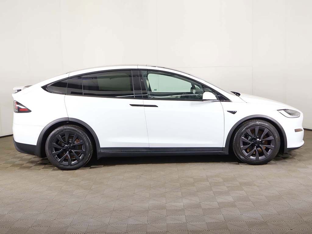Used 2022 Tesla Model X Plaid image 20