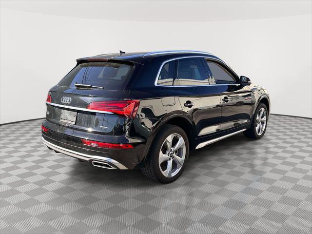 Used 2023 Audi Q5 2.0T Premium Plus w/ Premium Plus Package AWD/4WD image 2