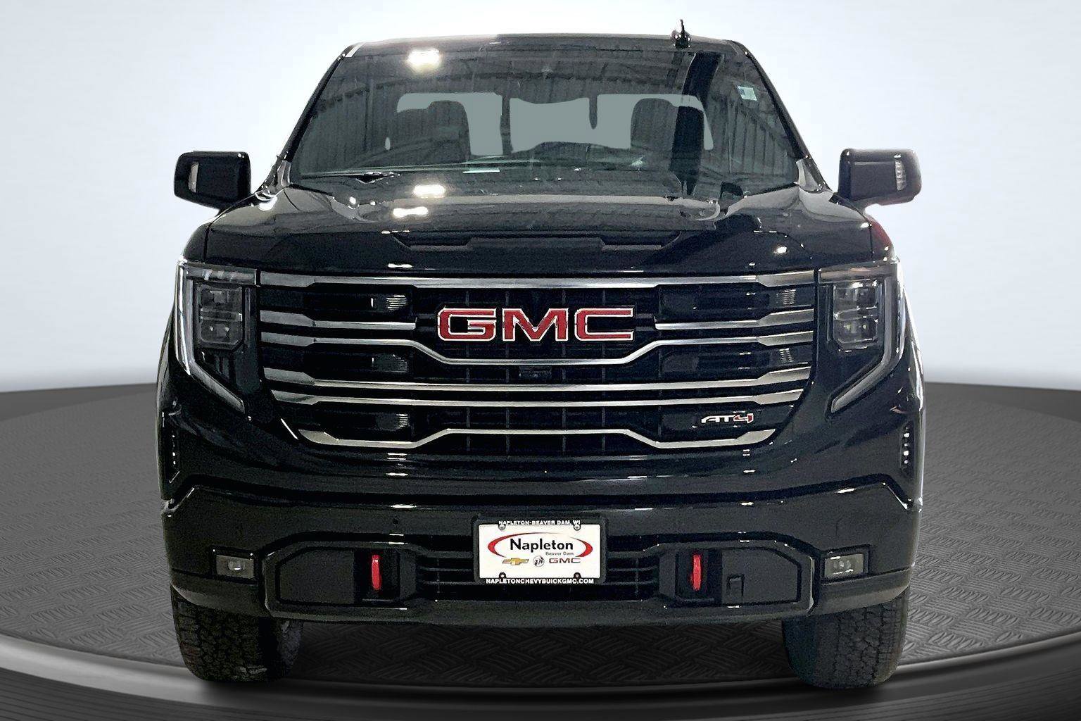 Used 2025 GMC Sierra 1500 AT4 w/ AT4 Premium Package image 3