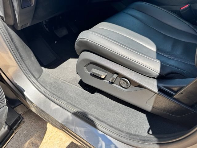 Used 2022 Acura MDX FWD w/ Technology Package image 16