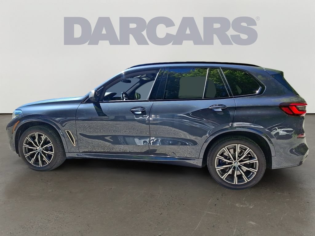 Used 2022 BMW X5 M50i AWD/4WD image 4
