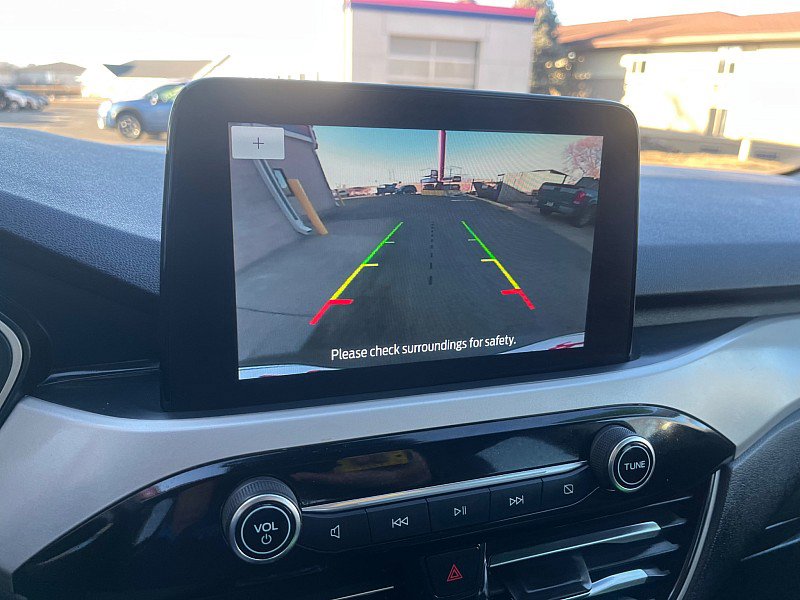 Used 2022 Ford Escape SE image 29