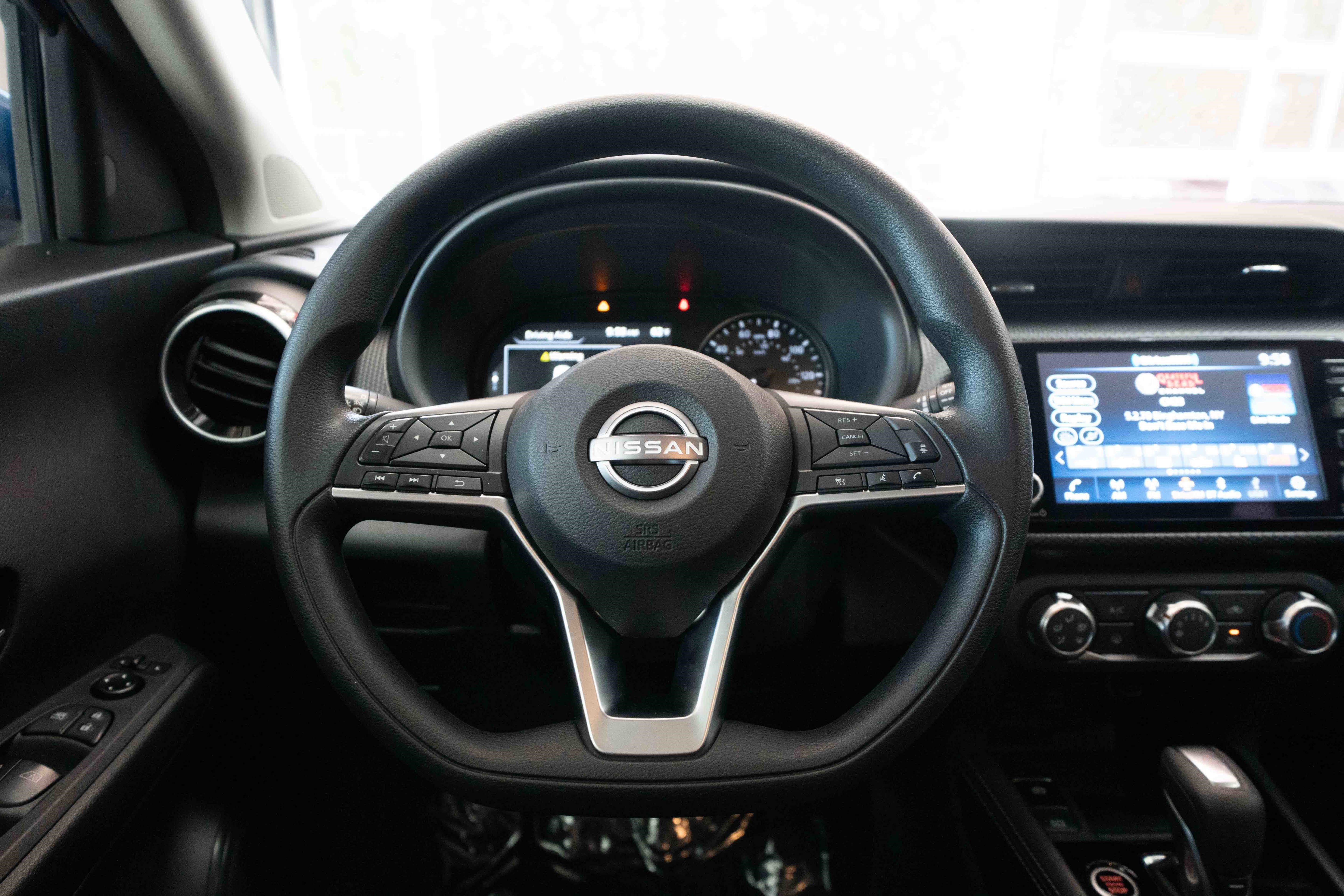 Used 2024 Nissan Kicks SV image 19