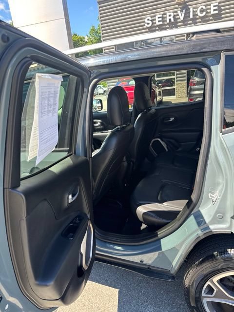 Used 2017 Jeep Renegade Limited AWD/4WD image 20