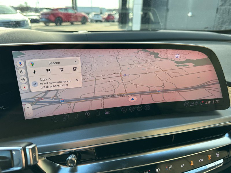 New 2026 Cadillac Lyriq V image 25