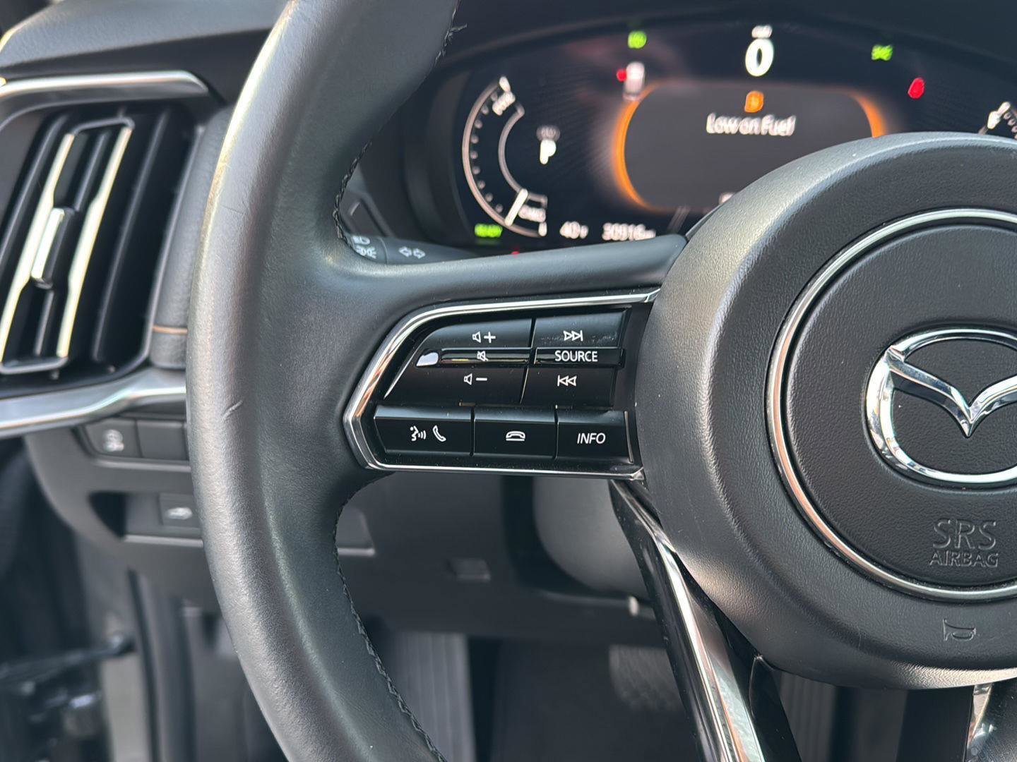 Used 2024 MAZDA CX-90 Plug-In Hybrid w/ Premium Pkg image 18