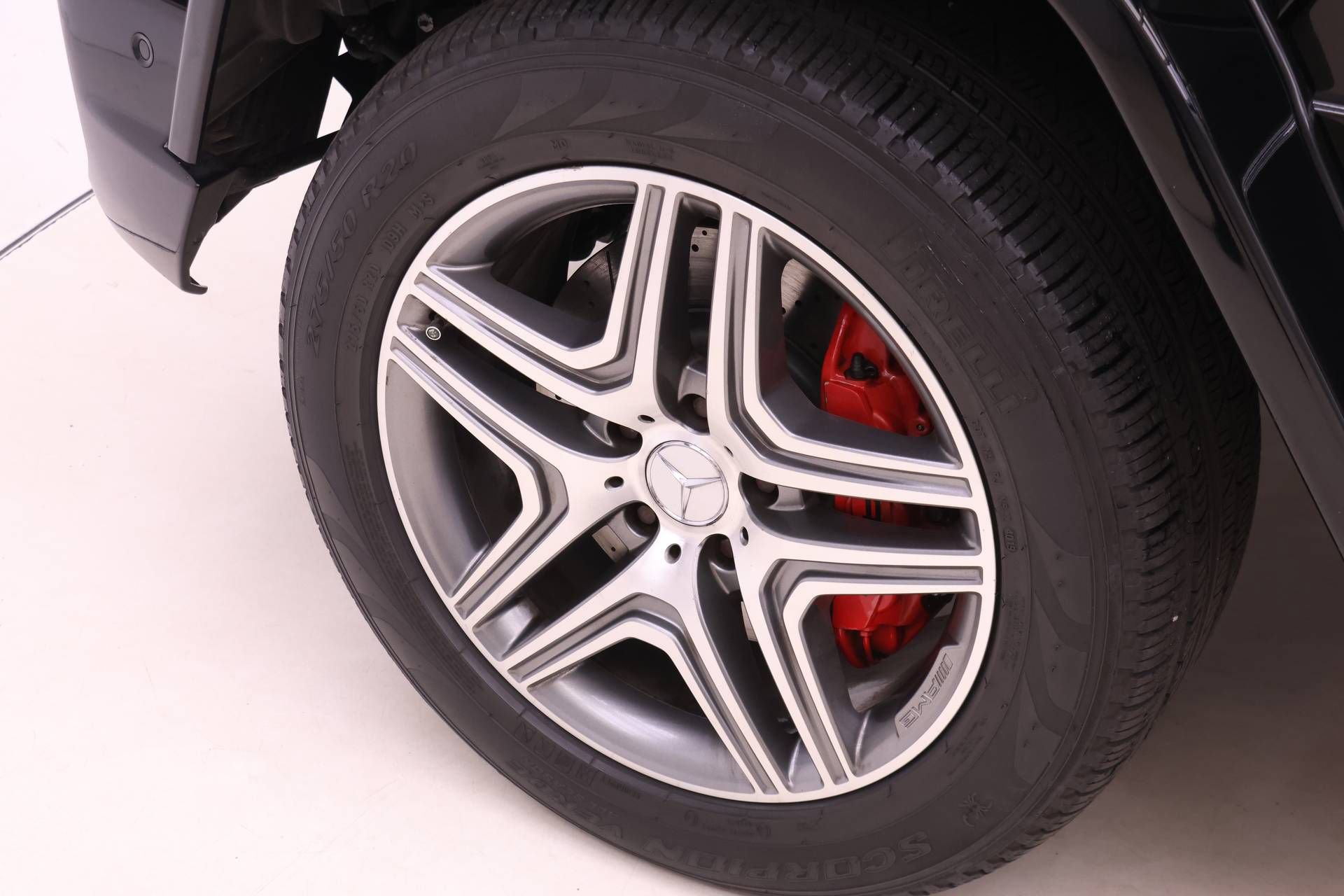 Used 2013 Mercedes-Benz G 63 AMG 4MATIC image 20