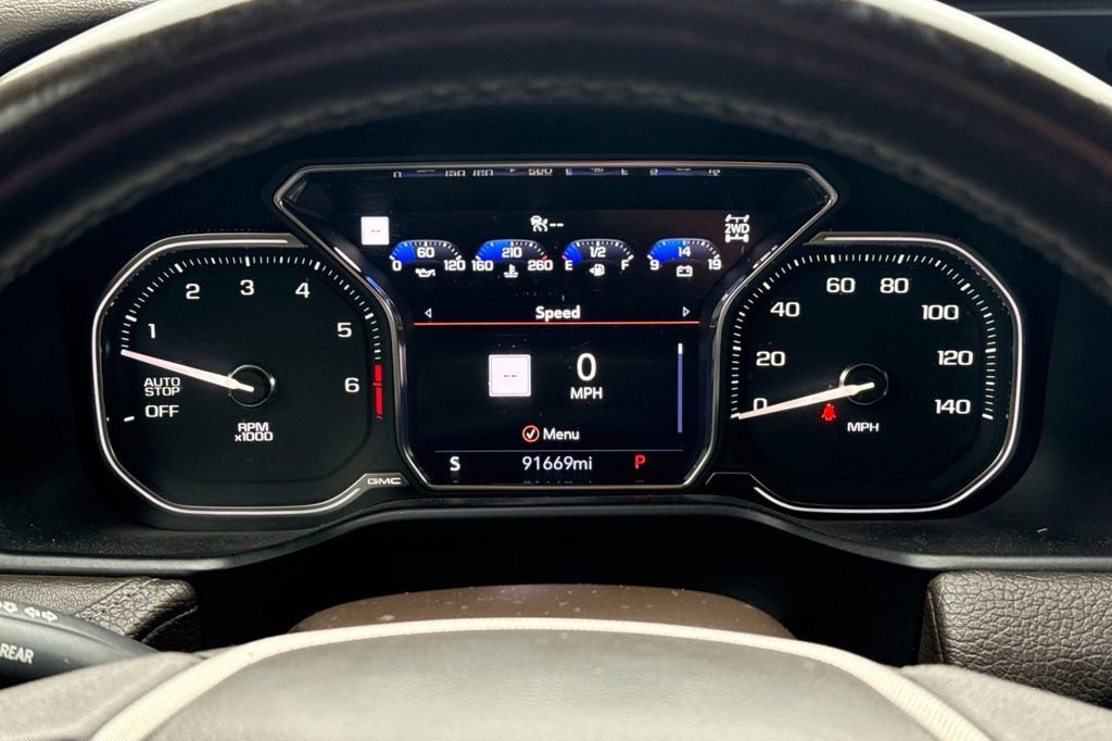 Used 2021 GMC Yukon Denali w/ Denali Premium Package image 39