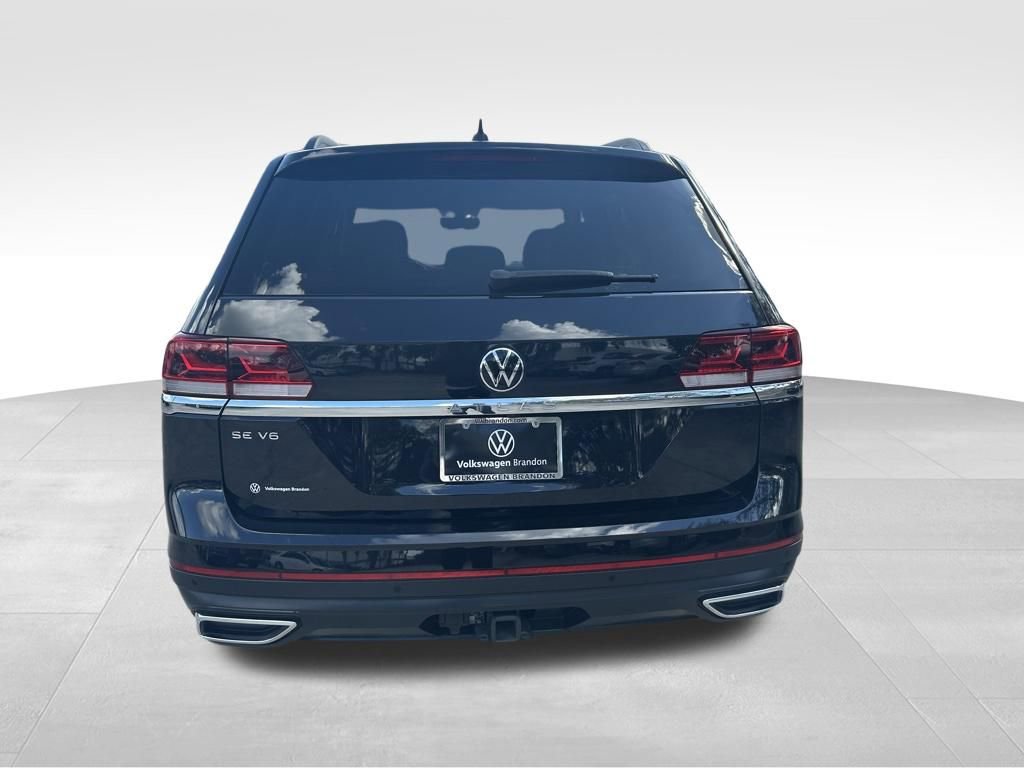 Certified 2023 Volkswagen Atlas SE image 4
