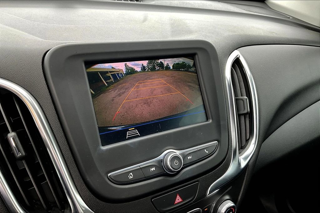 Used 2021 Chevrolet Equinox LT image 30