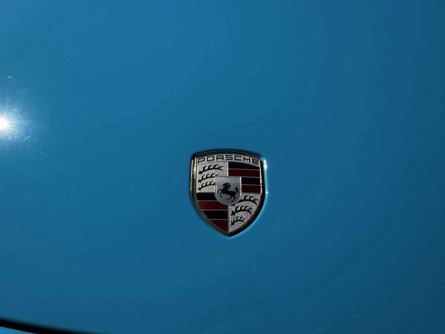 Used 2018 Porsche 718 Boxster S image 12