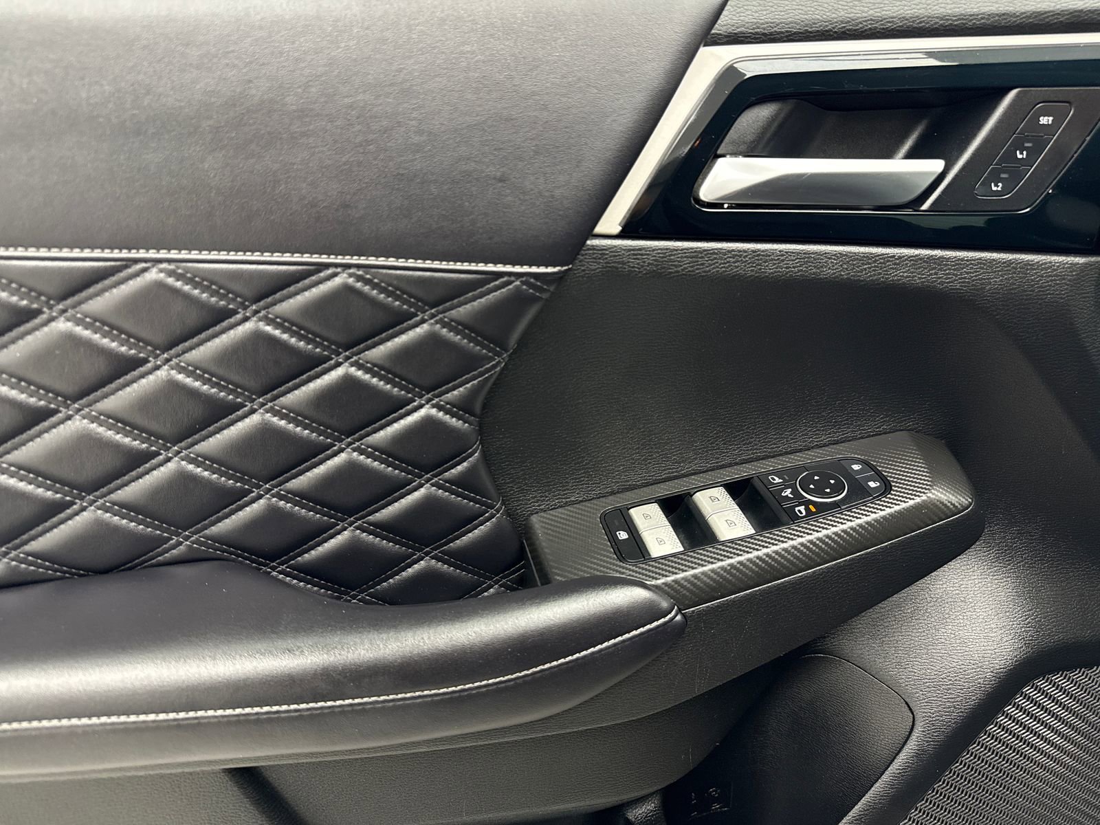 Used 2022 Mitsubishi Outlander SEL image 34